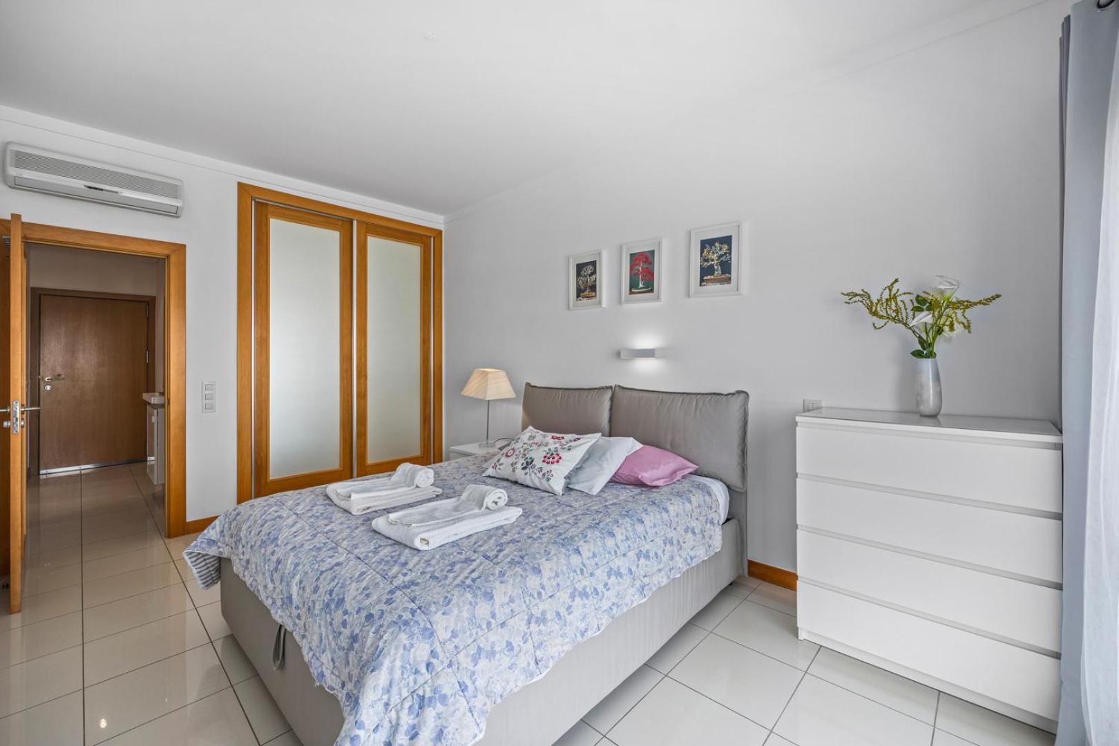 Algarve Beach Apartments Albufeira Oda fotoğraf