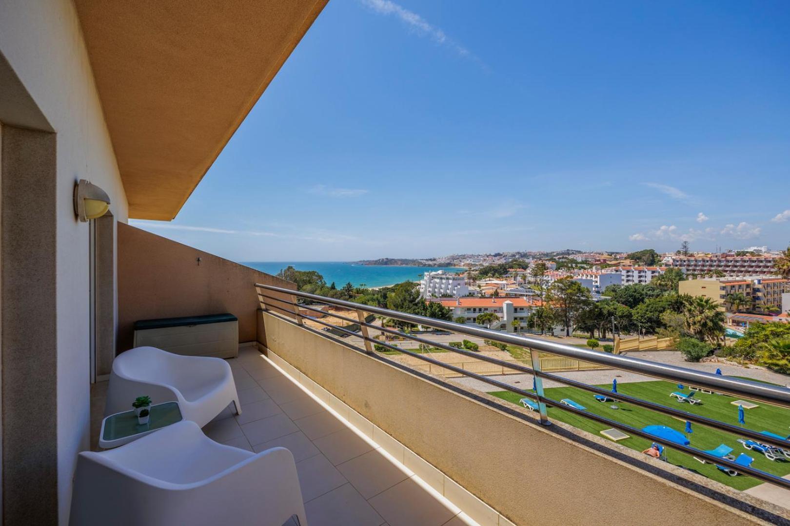 Algarve Beach Apartments Albufeira Oda fotoğraf