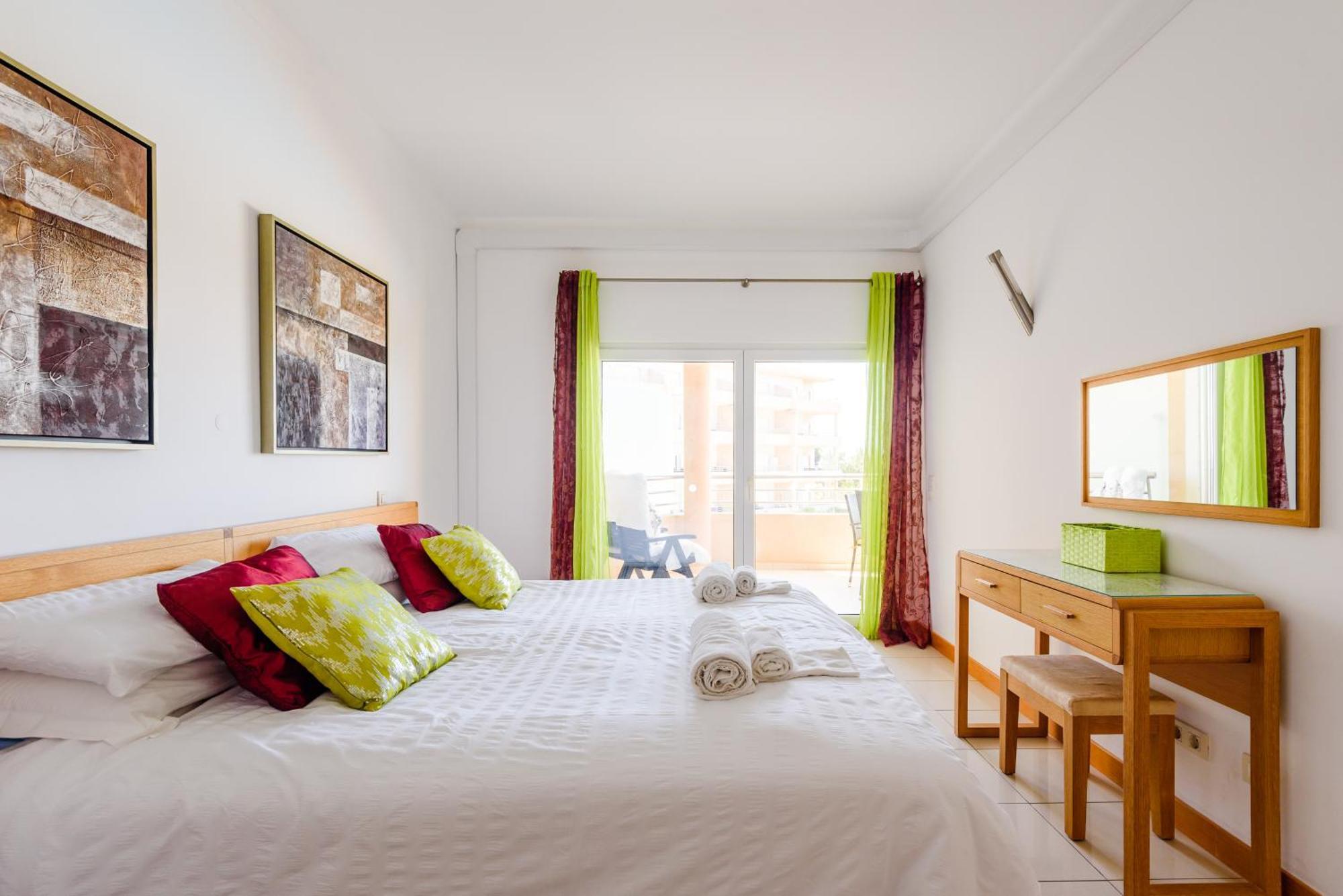 Algarve Beach Apartments Albufeira Oda fotoğraf